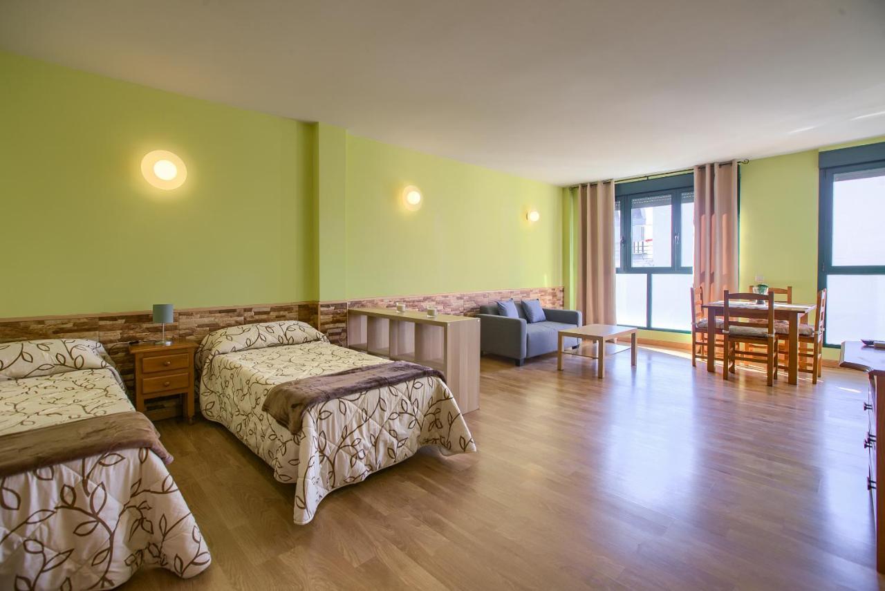Apartamentos Barajas Madri Exterior foto