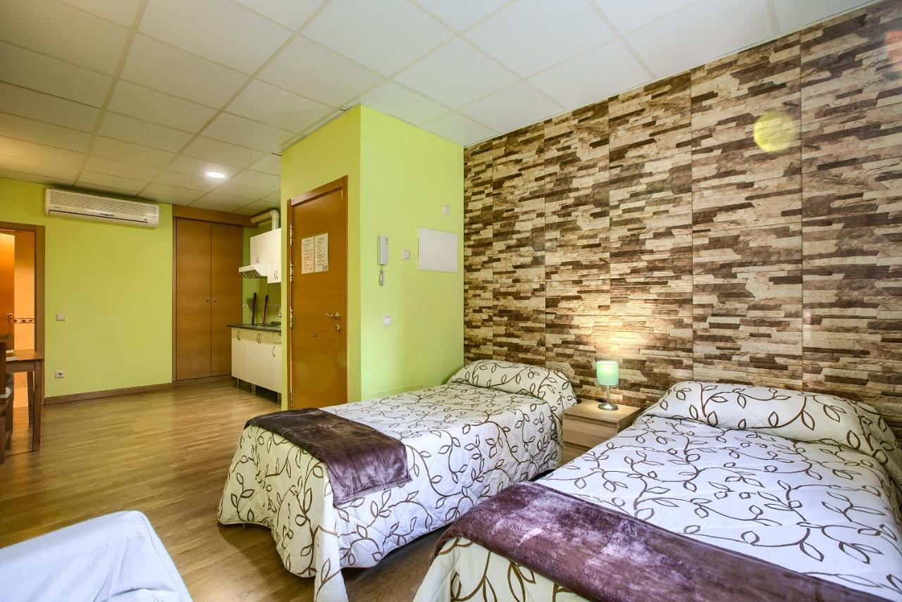 Apartamentos Barajas Madri Exterior foto