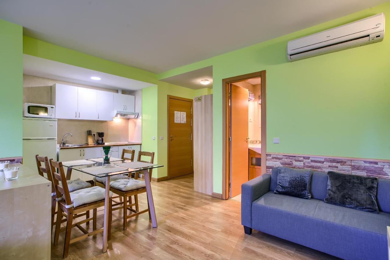 Apartamentos Barajas Madri Exterior foto