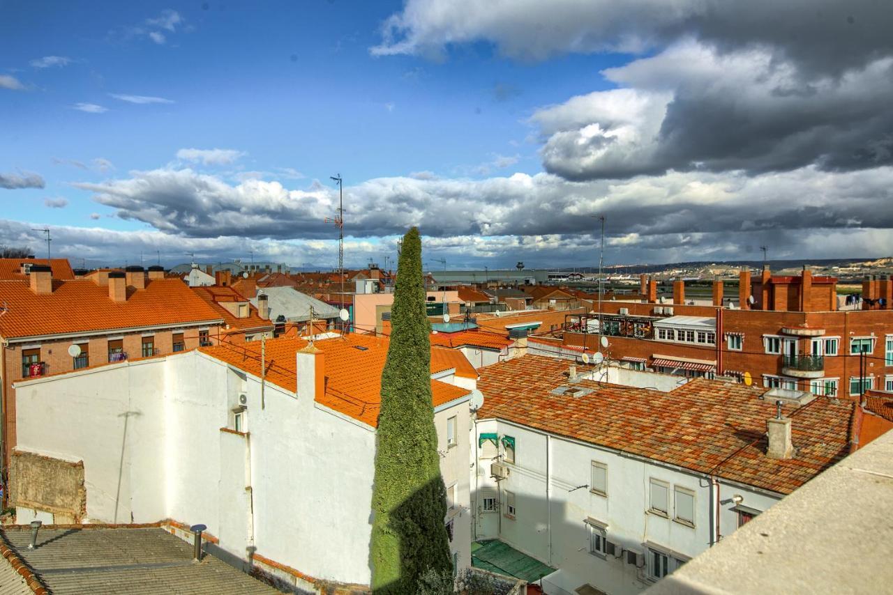 Apartamentos Barajas Madri Exterior foto